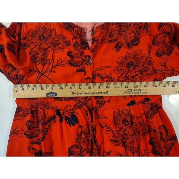 Nana Shop red and black floral 3/4 sleeve button front shirt - Picture 12 of 12